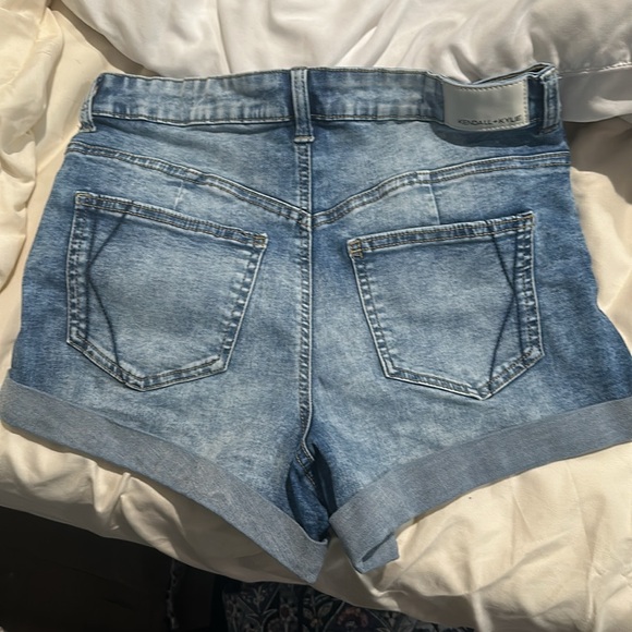 Women Shorts - Picture 3 of 3